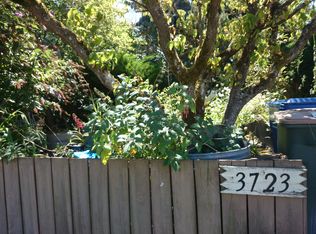 3723 SW 98th St, Seattle, WA 98126