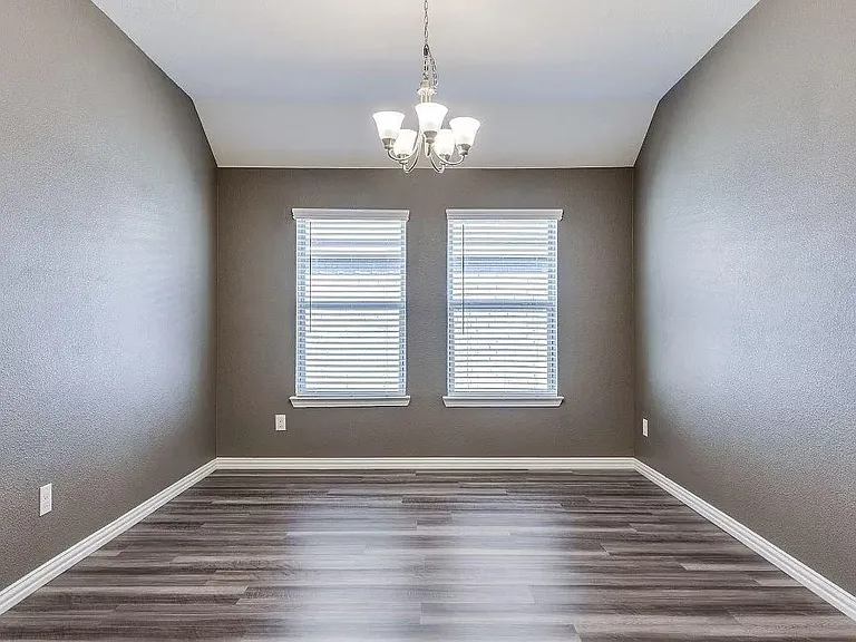 1333 Rembrandt Dr — Photo 24