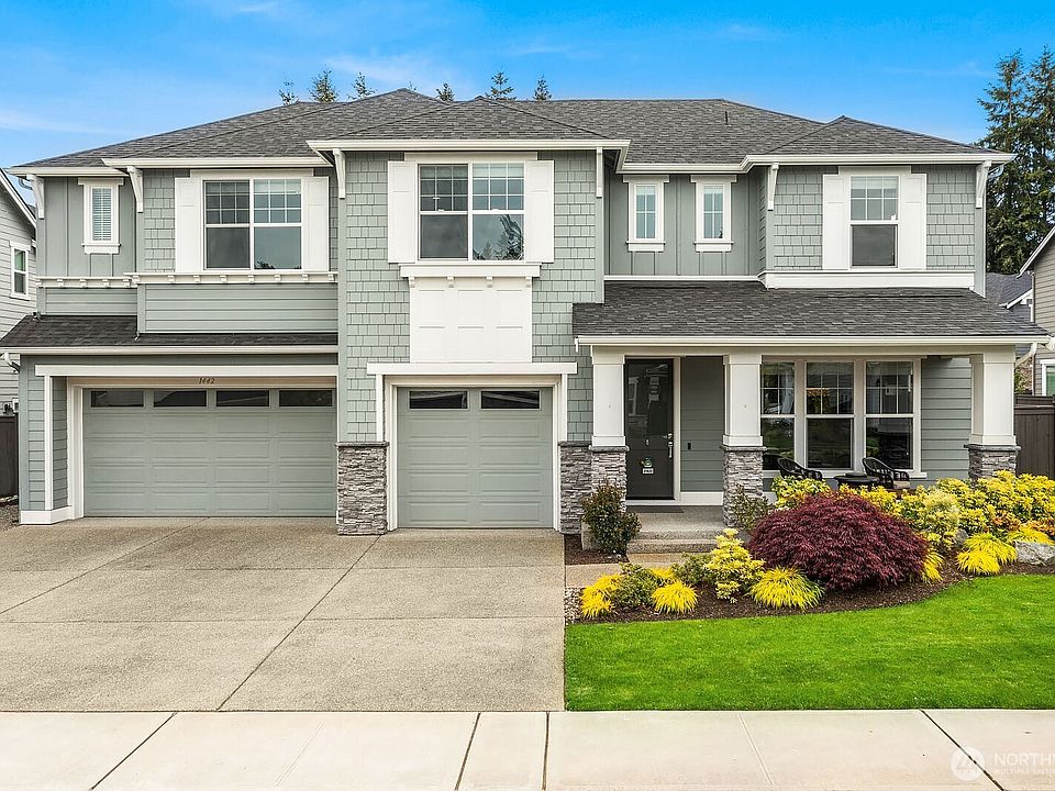 1st image of 1442 241st Pl SE