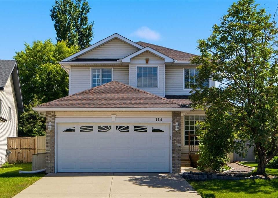 1st image of 144 N Douglas Ridge Close SE