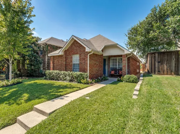 585 Lake Forest Dr, Coppell, TX 75019