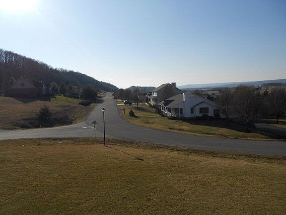 4th image of 290 Heritage Ln