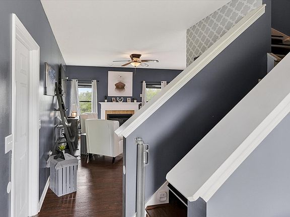 3rd image of 106 Randall Dr