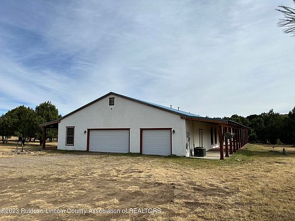 2nd image of 102 Reindeer Dr