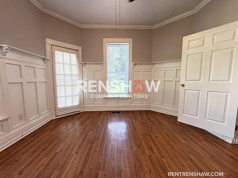 1817 Edward Ave — Photo 5