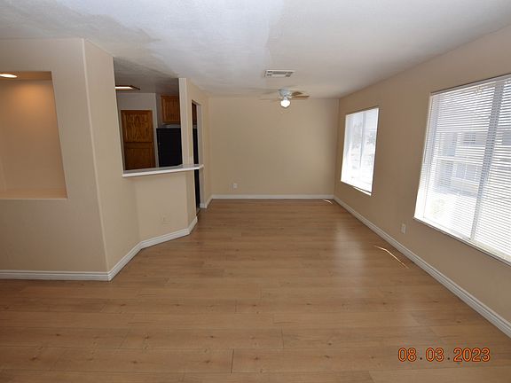 5th image of 1501 Linnbaker Ln Unit 203
