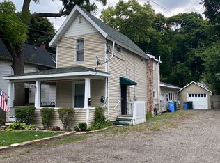 221 S Bingham St #B, Lansing, MI 48912