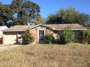 3710 Westhampton Dr, Houston, TX 77045