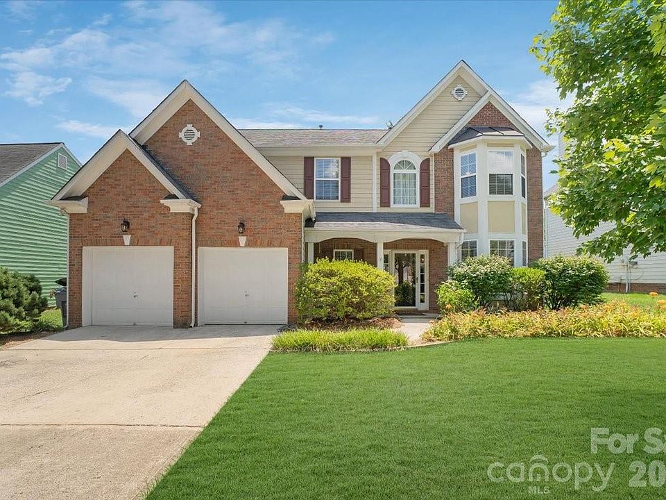 1st image of 11932 Fox Glen Rd