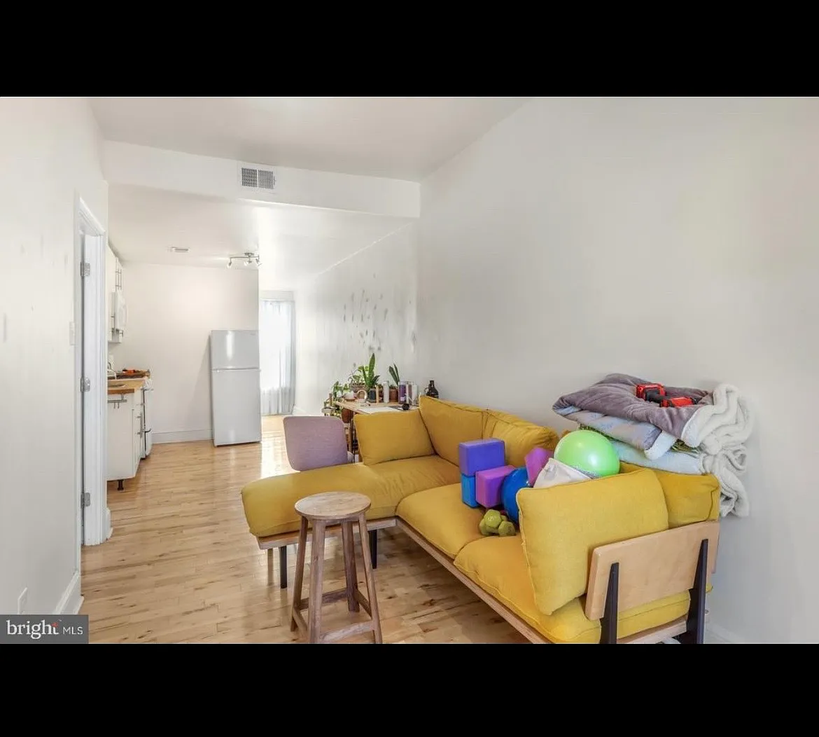 1 bed, $1,300 — Photo 1