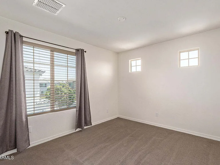905 S Canal Dr #30 — Photo 14
