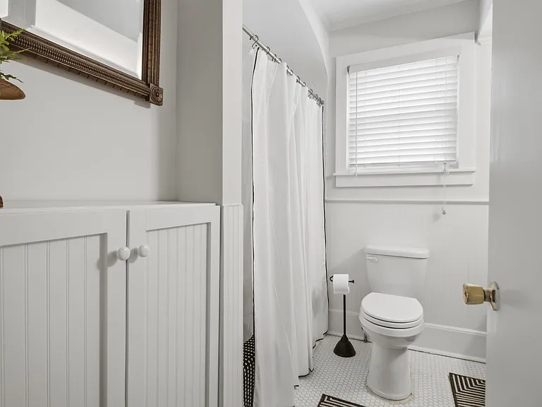 57 Darlington Ave — Photo 18