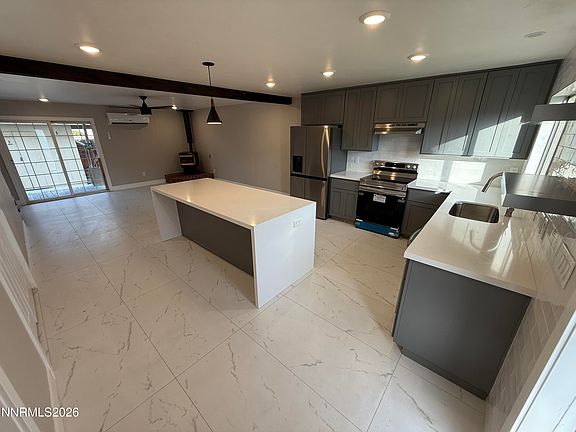 2nd image of 497 Smithridge Park