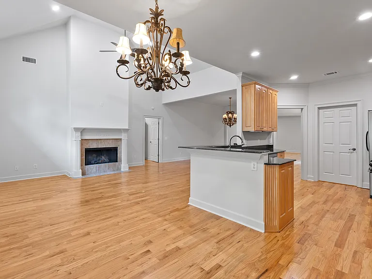 2021 Hillbrook Cir — Photo 9