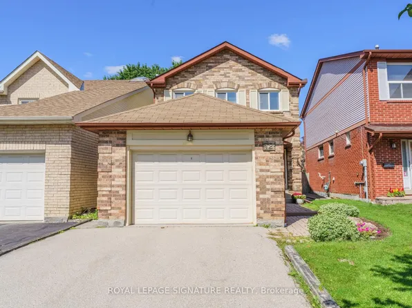 12 Manilow St, Toronto, ON M1W 3R7