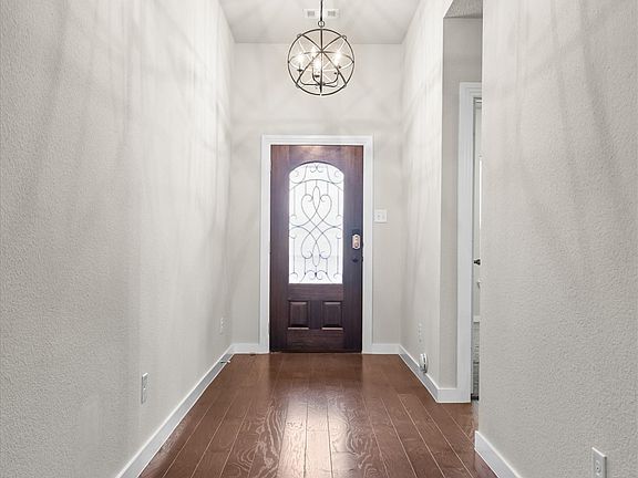 3rd image of 1505 Spoonbill Dr