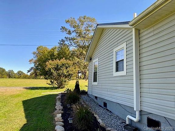 5th image of 1941 Greenfield St