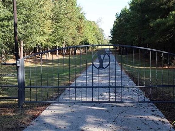 3rd image of 2236 County Road 163