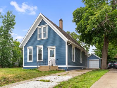 444 Villa St, Elgin, IL, 60120