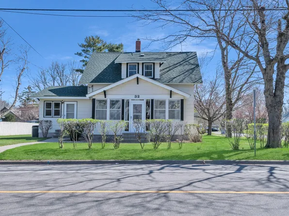 32 6th Ave S, Sauk Rapids, MN 56379