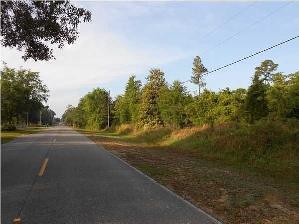 2nd image of 4224 River Rd