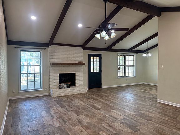 3rd image of 3414 Wild Briar Cir