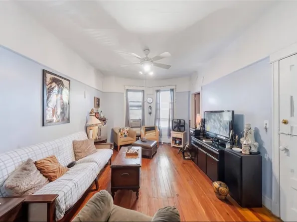 204 East 31st Street image 12 of 28