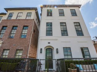 9413 Fannin St, Houston, TX 77045