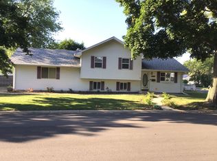 2122 Enoch Ave, Zion, IL