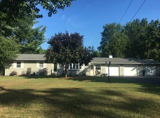 739 Sand Ridge Rd, Bowling Green, OH 43402