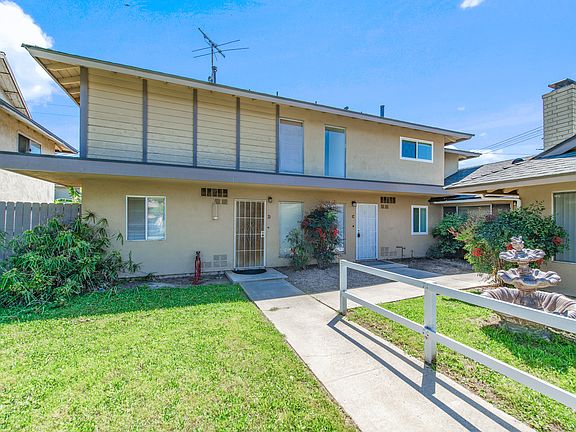 2nd image of 14732 Del Amo Ave #C