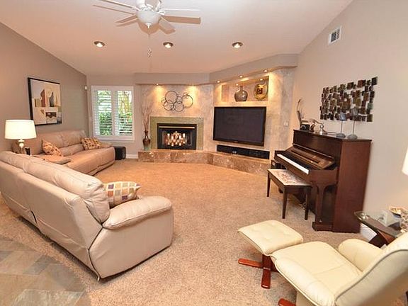 4th image of 2079 Swan Ln Unit 1
