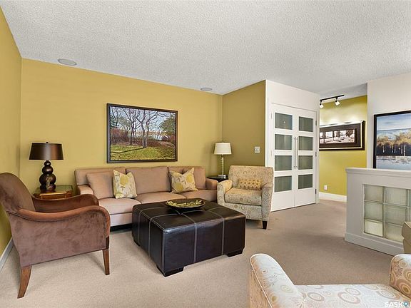 5th image of 114 Plainsview Dr