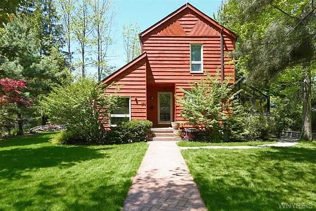1st image of 370 Berrywood Ave
