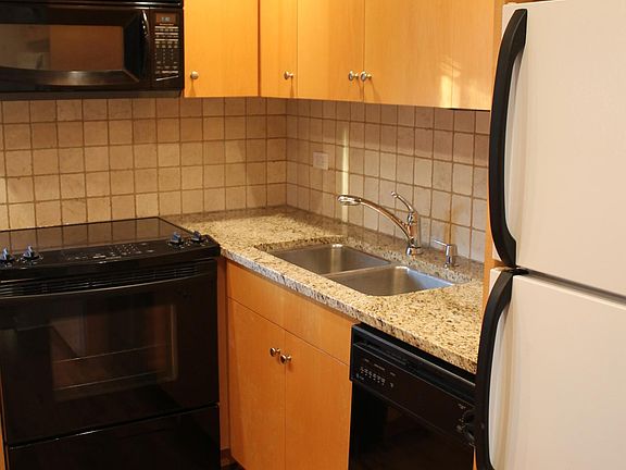 3rd image of 57 Park Club Ln Unit B