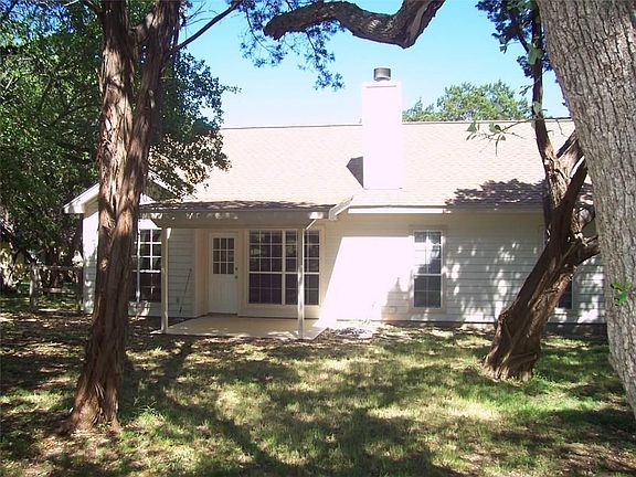 2nd image of 12 Woodlark Way