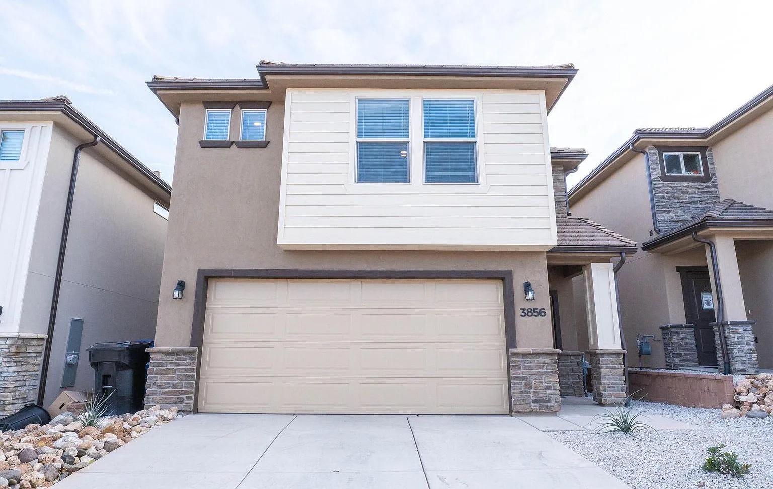 4 bed, 2.5 bath, 1671 sqft, $2,100 — Photo 1