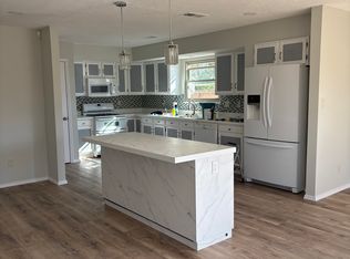 6383 Roadrunner Loop NE, Rio Rancho, NM 87144