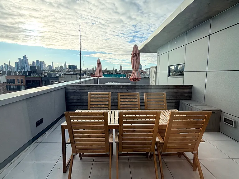 401 Jackson St #Penthouse 5 — Photo 9