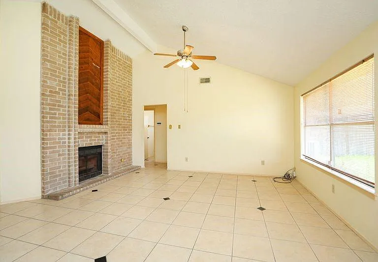 8215 Summer Quail Dr — Photo 8