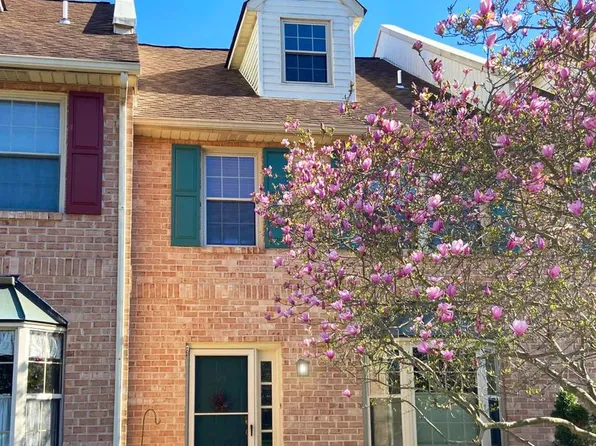 175 Godspeed Ct, East Norriton, PA 19401