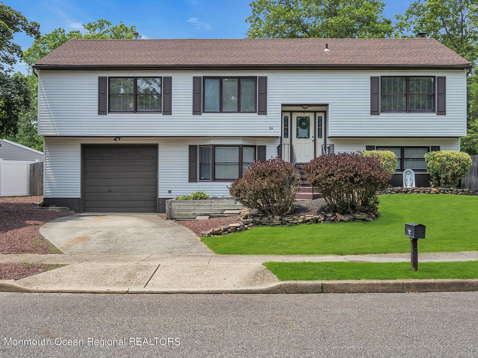 24 Chestnut Way Circle, Barnegat, NJ 08005 Zillow