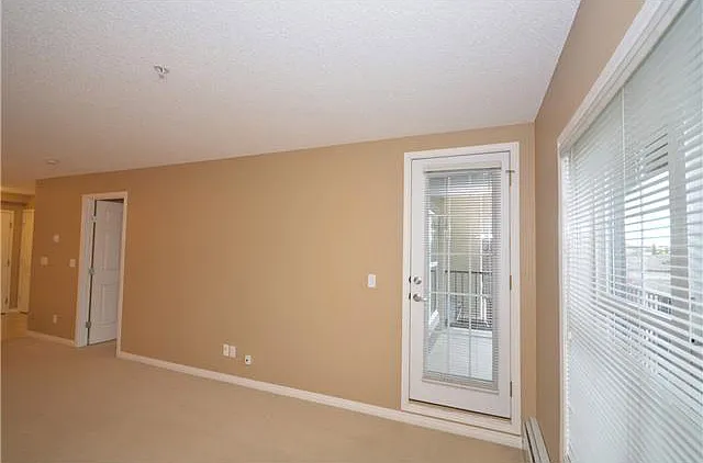 630 McAllister Loop SW — Photo 8