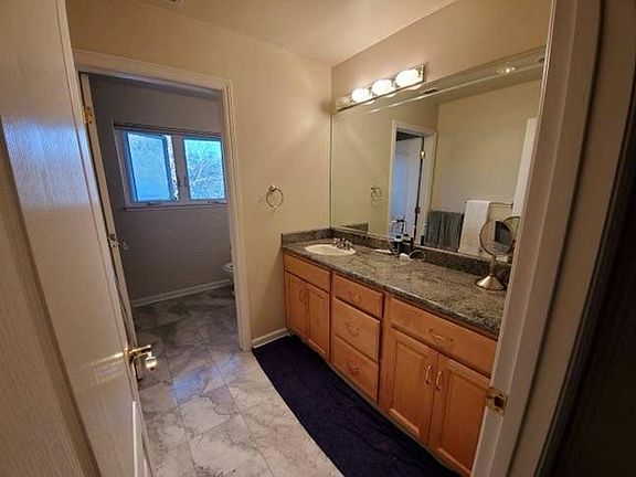 3rd image of 10792 Dougherty Ave