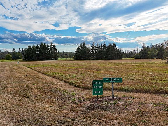 3rd image of LOT Michaels Rd