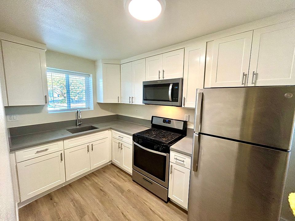 1st image of 5615 Carpinteria Ave APT 101