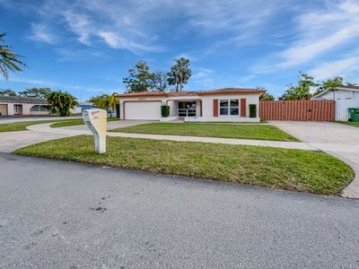 8900 NW 11th Street, Pembroke Pines, FL, 33024