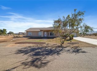 10973 Nambe Rd, Apple Valley, CA 92308
