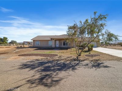 10973 Nambe Rd, Apple Valley, CA, 92308
