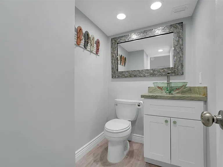 133 N Pompano Beach Blvd #806 — Photo 13